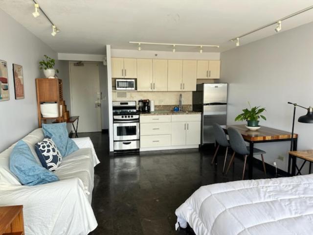 Marine Surf Waikiki Aparthotel โฮโนลูลู ภายนอก รูปภาพ
